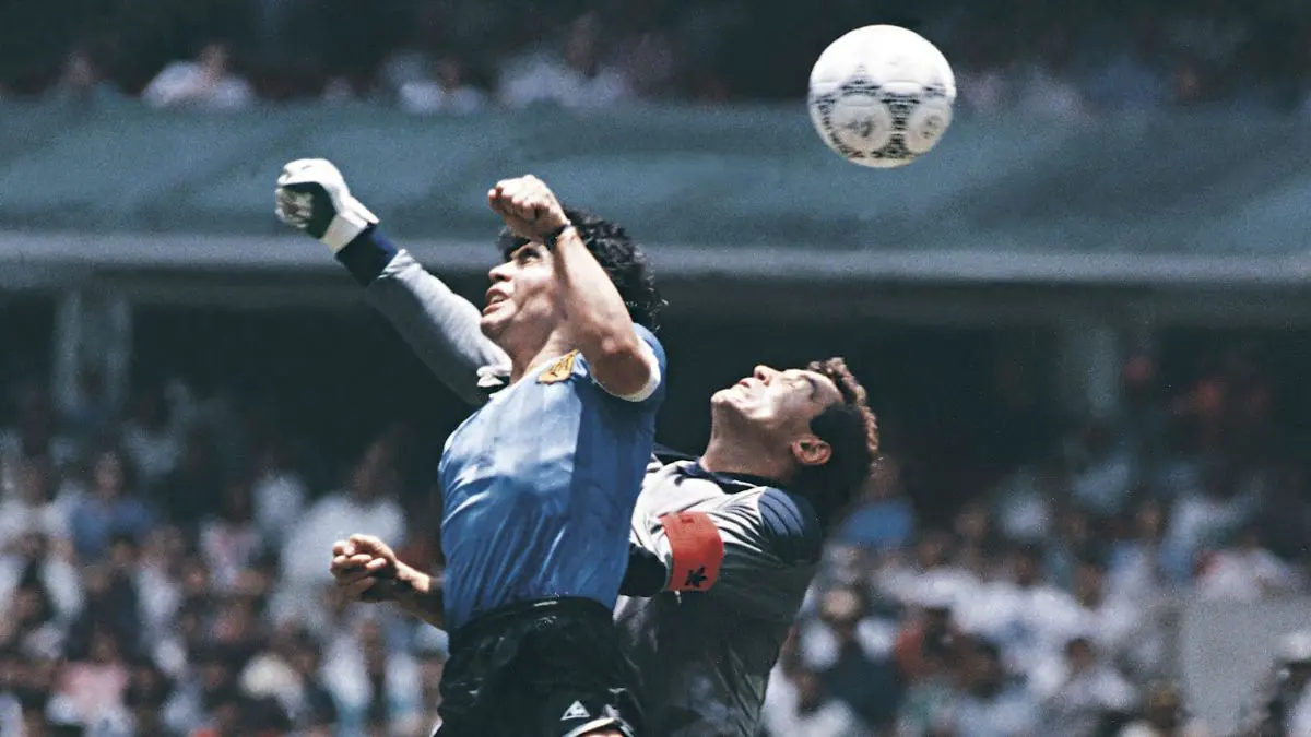 Para muitos argentinos, o lance representa ast&uacute;cia, irrever&ecirc;ncia e uma esp&eacute;cie de revanche simb&oacute;lica