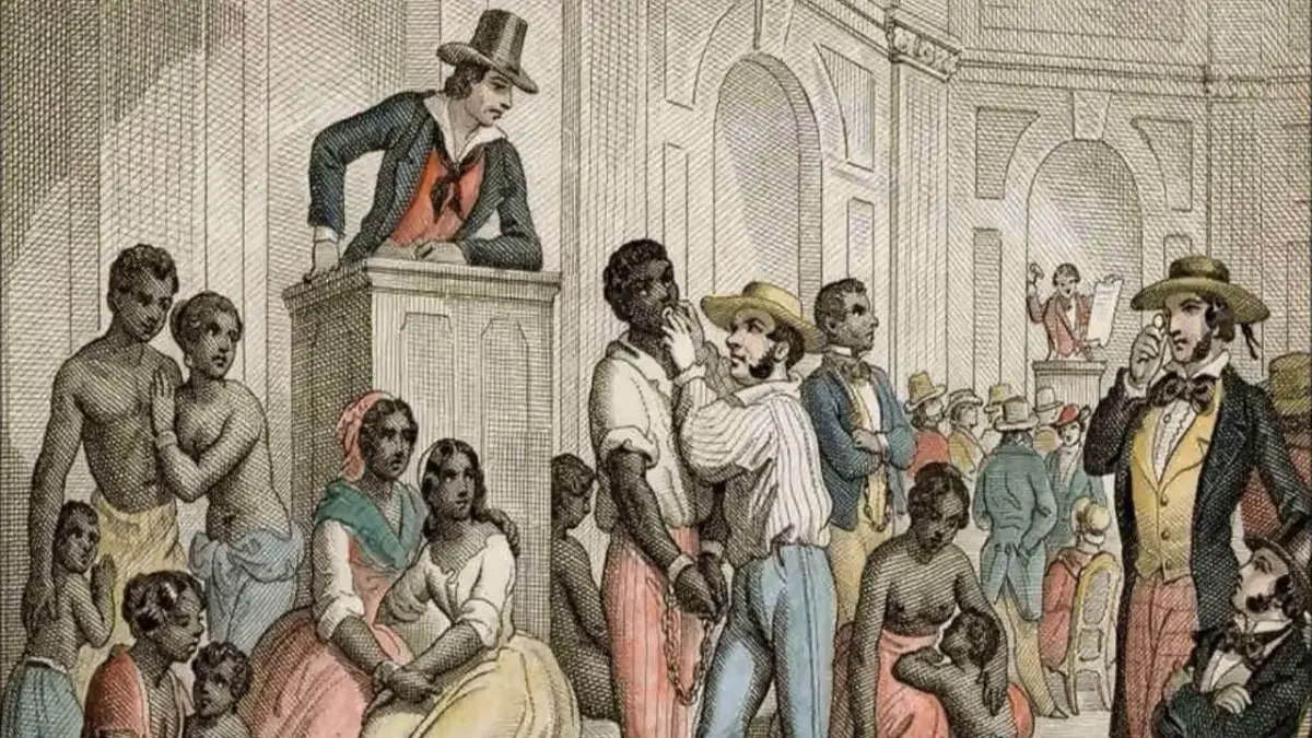 Por volta de 1865, o poder francês já predominava sobre grande parte do atual Senegal. Em 1895, o território foi incorporado à África Ocidental Francesa, uma federação colonial administrada por Paris