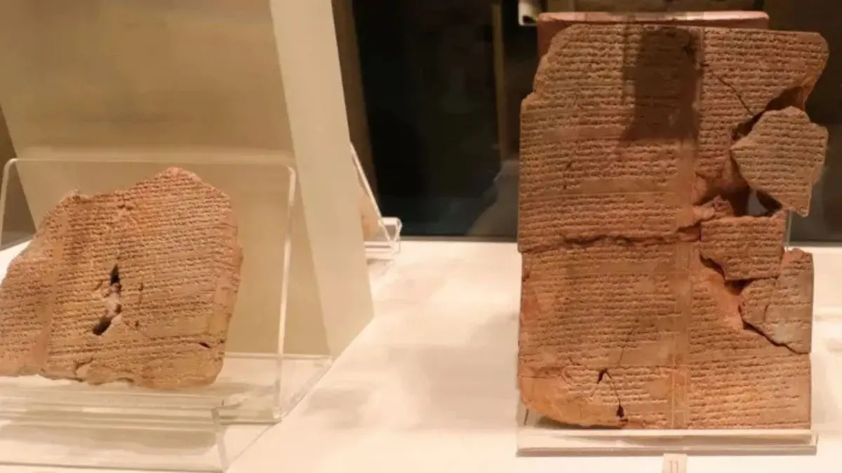 Uma IA decifra texto de 3 mil anos escrito em cuneiforme, um dos sistemas de escrita mais antigos da humanidade