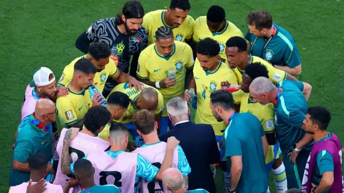 Se o futebol encanta porque o jogo n&atilde;o para, cada interrup&ccedil;&atilde;o obrigat&oacute;ria tamb&eacute;m muda a maneira como o torcedor sente a partida.