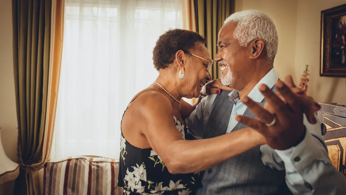 Casais que chegam a 5 anos juntos tendem a durar pelo menos mais 20