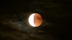 Agosto terá dois eclipses e conseguiremos ver um deles do Brasil