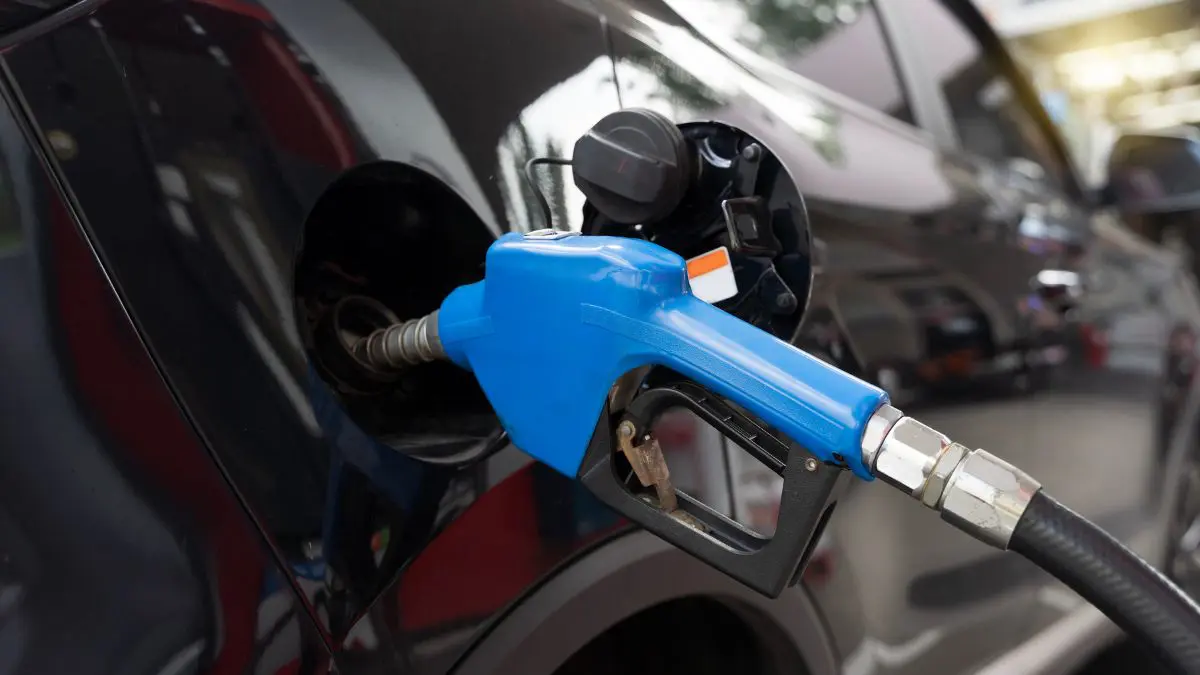 Gasolina agora tem 32% de etanol. Veja quais carros podem ser prejudicados A gasolina E32 não deve ser vista apenas como uma mudança de combustível, mas como um teste real da frota que circula todos os dias nas ruas brasileiras.