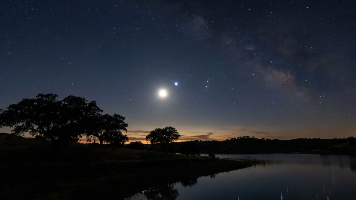 Vênus e Regulus terão um encontro espetacular no céu nesta quinta Não é necessário telescópio. A olho nu, já será possível perceber a aproximação