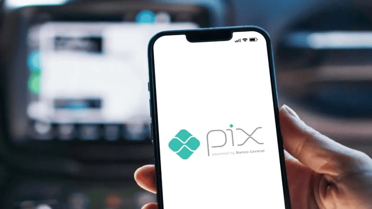 Pix Chinês? Entenda a integração com a UnionPay para pagamentos O pagamento pode parecer um Pix comum na tela do celular, mesmo quando uma complexa operação internacional acontece por trás do QR Code.