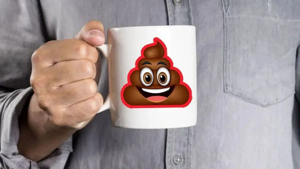 Em um estudo realizado com pessoas saudáveis, pesquisadores compararam café com cafeína, café descafeinado, água e uma refeição de aproximadamente mil calorias.