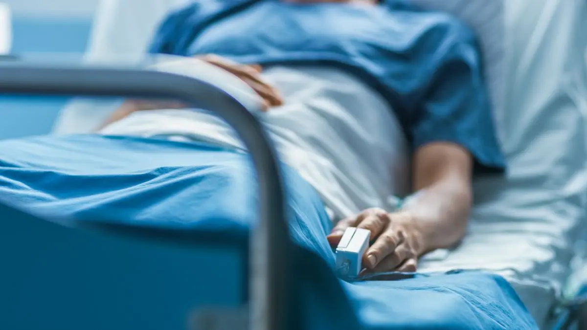 O desafio não é simplesmente manter o órgão transplantado vivo. A meta é recuperar, com o tempo, circulação, urinação, sensibilidade e função sexual.