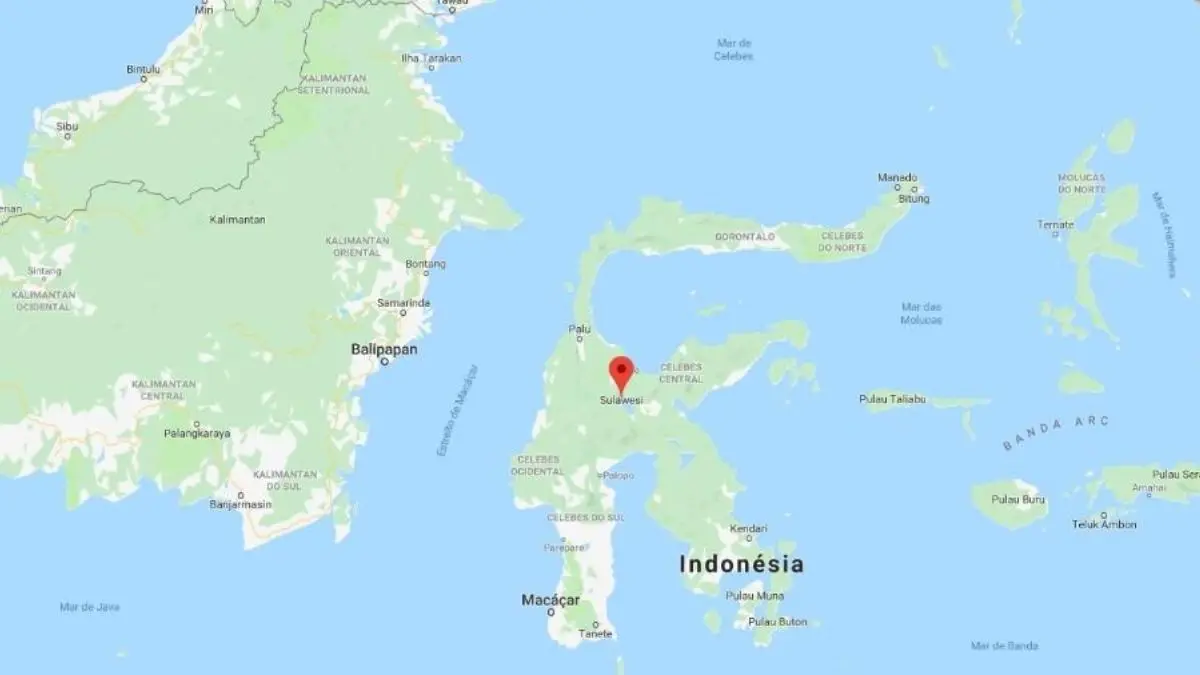 Os restos mortais foram encontrados em Sulawesi, ilha localizada entre Born&eacute;u e as ilhas Molucas