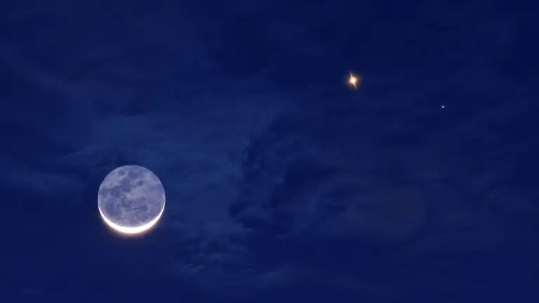 Lua e Vênus se encontrarão no céu nesta noite. Saiba como observar