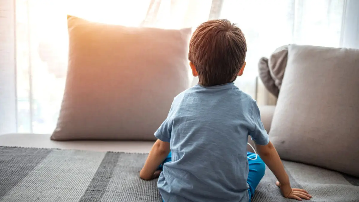 O que explica o crescimento dos diagnósticos de autismo nos últimos anos? O autismo está relacionado ao desenvolvimento do cérebro e envolve uma combinação complexa de fatores, com participação importante da genética