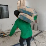 Saco de cimento de 50 kg pode estar com os dias contados no Brasil. Entenda: