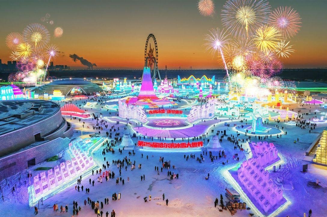 A incrível cidade congelada que renasce todo inverno na China