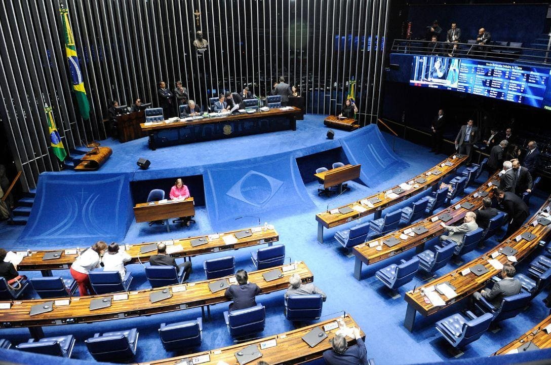 "Adultização" - Senado vota hoje “ECA Digital”. Entenda: