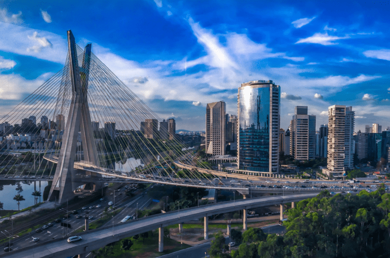 Brasil Recupera Posição no Top 10 das Maiores Economias do Mundo em 2023