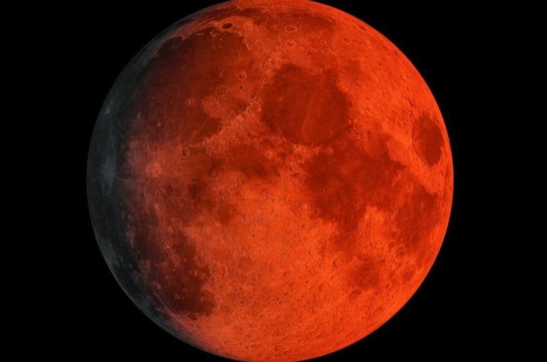 Calendário astronômico de outubro terá superlua e meteoros