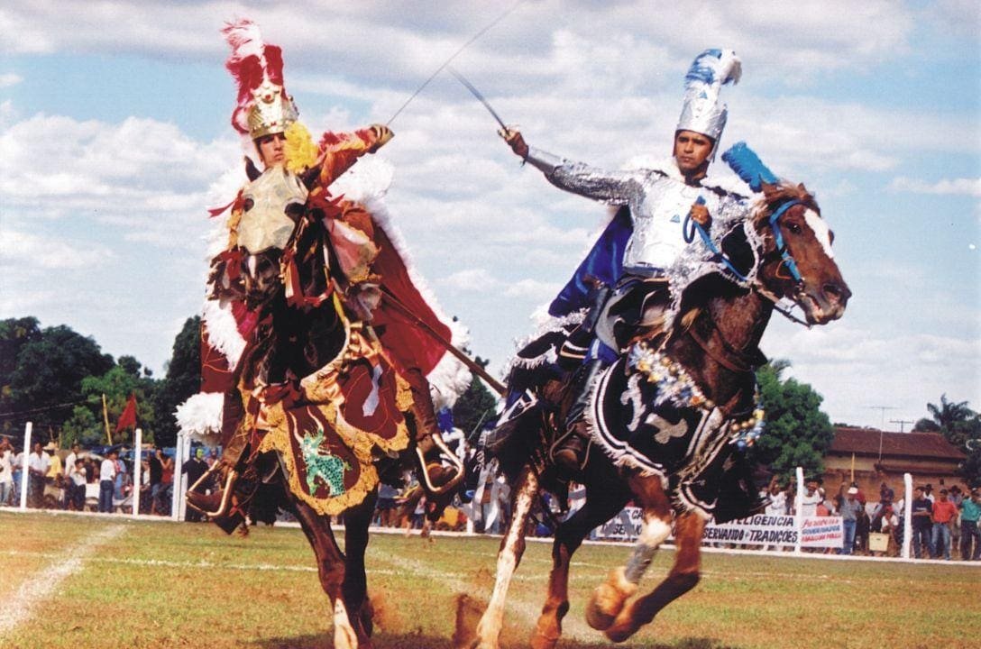 Cavalhadas - Um duelo medieval no coração do Brasil