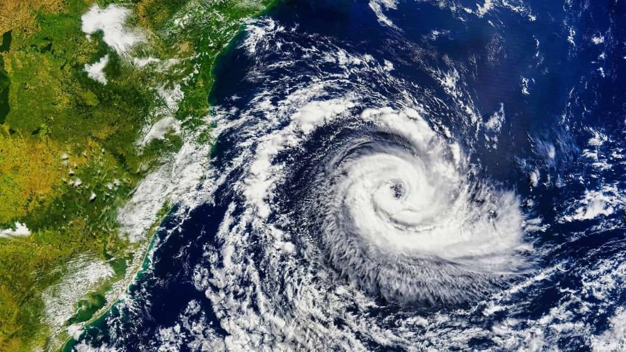 O Inmet emitiu alerta laranja, que indica perigo para chuvas intensas, válido até sexta-feira (27)