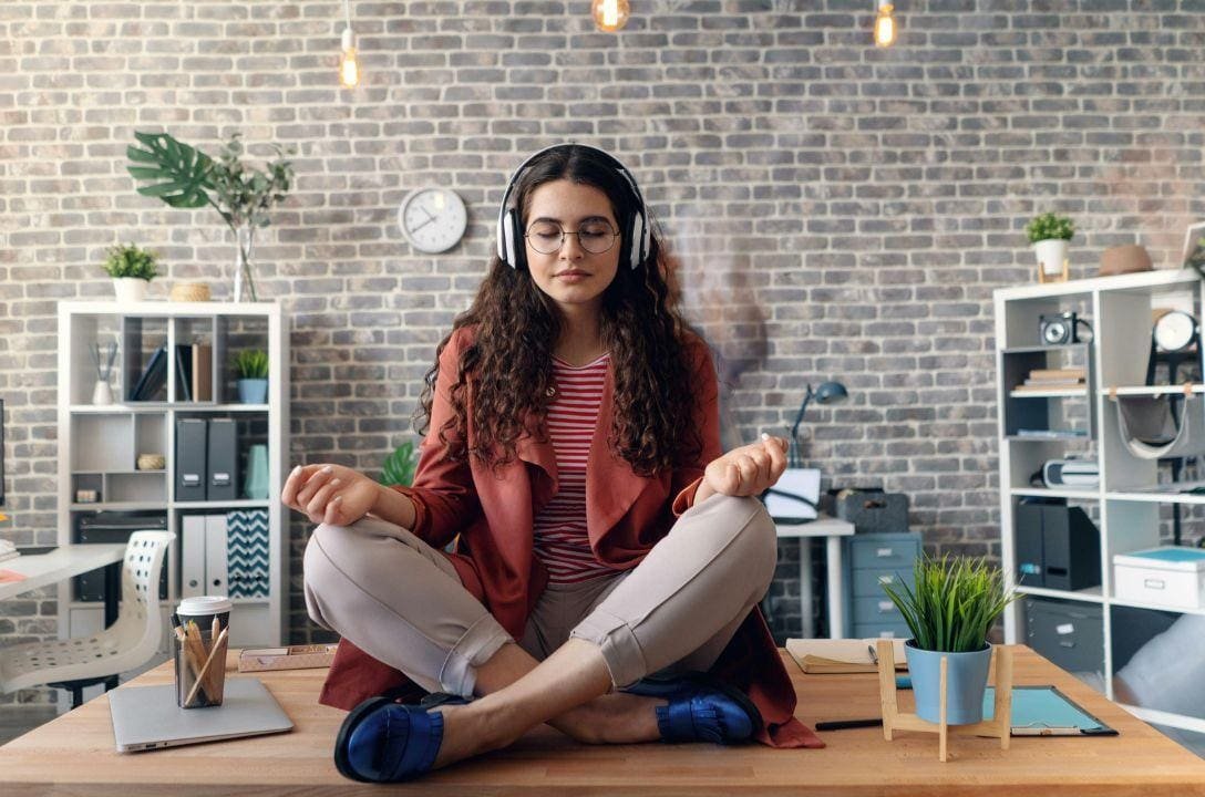 Cientistas revelam truque simples para relaxar e dormir melhor