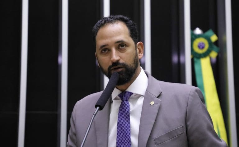 Comissão de Esporte aprova projeto que concede Bolsa Atleta a esportistas da categoria master