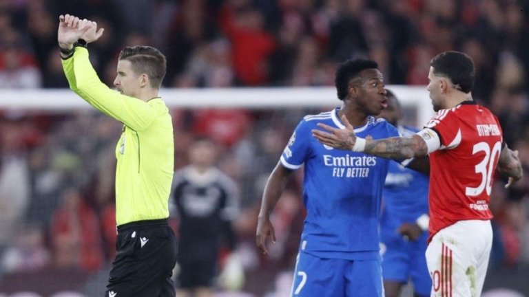 Como funciona o protocolo antirracismo em jogos de futebol?