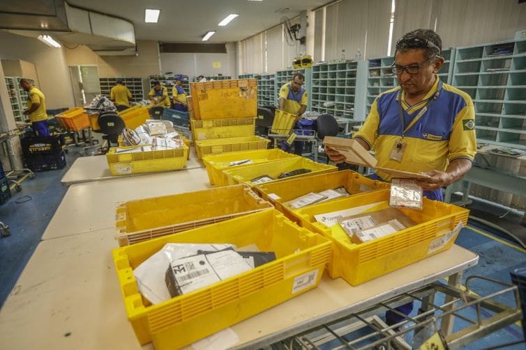 Correios divulgam locais de prova de concurso no domingo