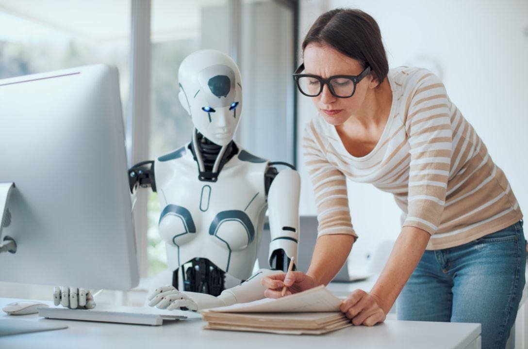 Cursos de IA grátis direto com quem inventou o ChatGPT