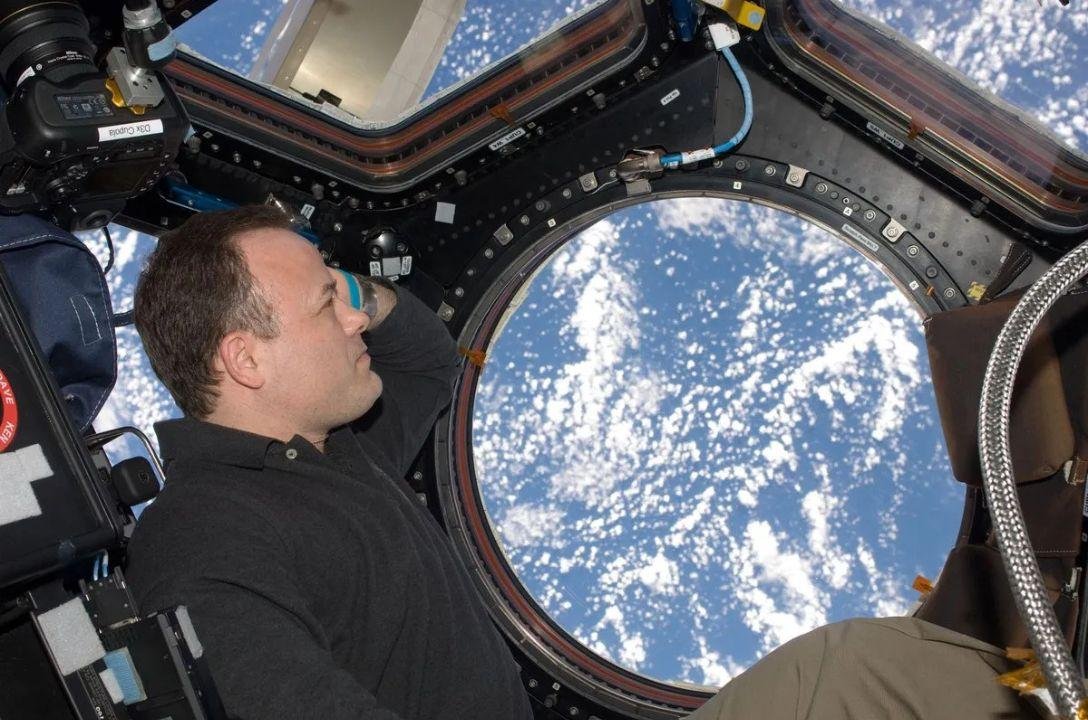 “Estamos vivendo uma mentira”, alerta astronauta da NASA