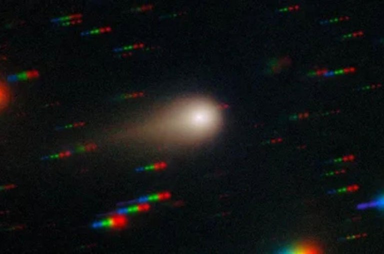 Fotos mostram 3I/ATLAS ativo antes de se aproximar da Terra