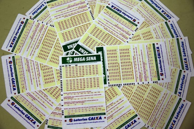 Mega-Sena acumula e prêmio vai para R$ 27 milhões