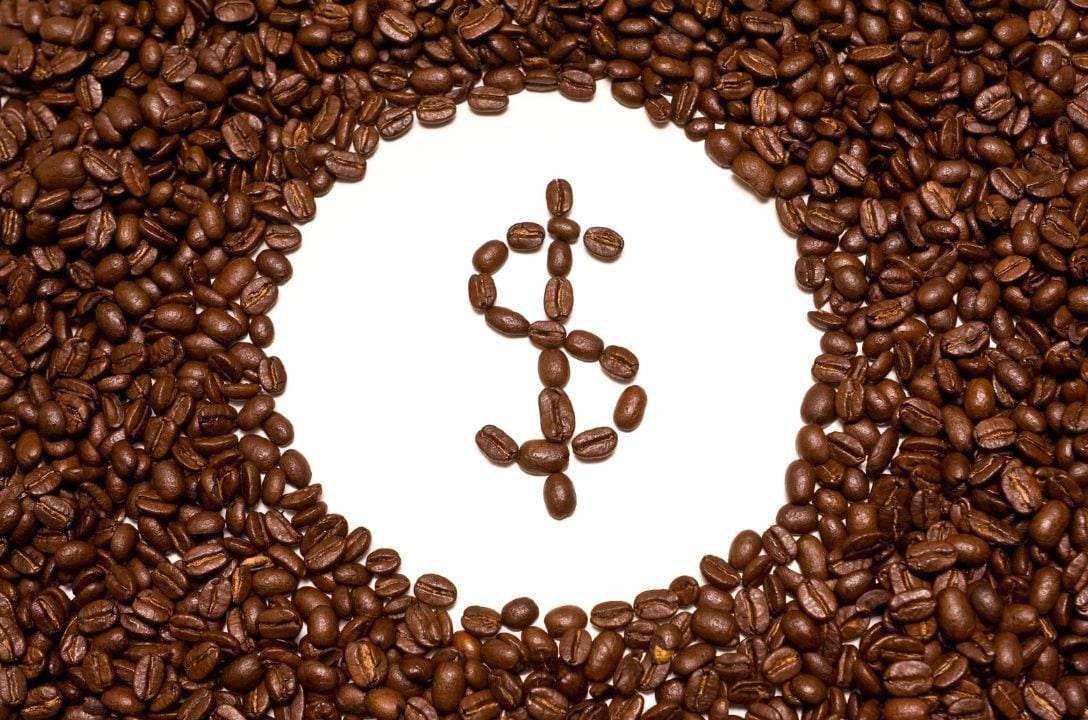 O café tá cada vez mais caro, e a culpa é do calorão e da seca no Brasil