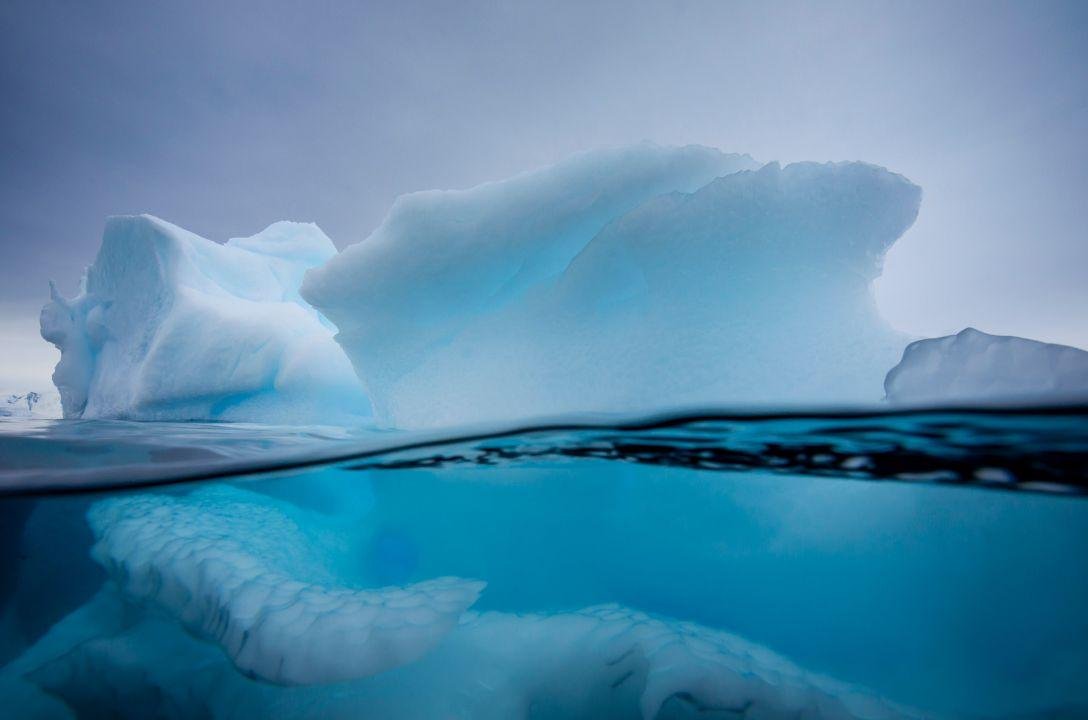 O gelo é uma anomalia? O papel vital das ligações de hidrogênio
