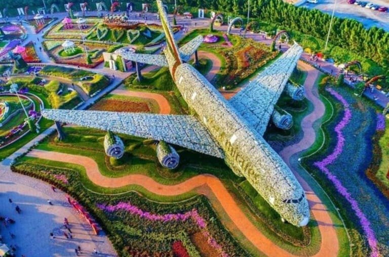 O maior jardim do mundo fica no deserto! Já imaginou isso?