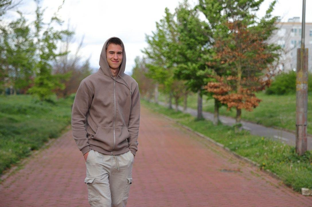 O novo símbolo de luxo da Geração Z é o silêncio.