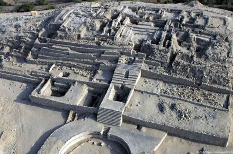 Peru descobre pirâmide de civilização mais antiga da América