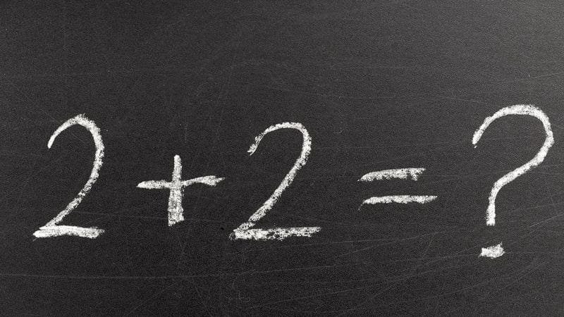 Por que Alguns Afirmam que 2+2=5 (e Qual a Lógica por Trás Disso)