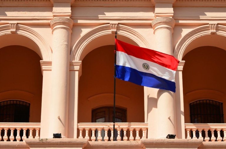 Por que brasileiros estão abrindo negócios no Paraguai?