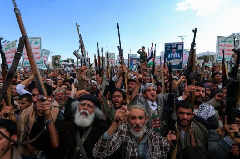 Quem são os Houthis? Conheça o grupo que desafia potências