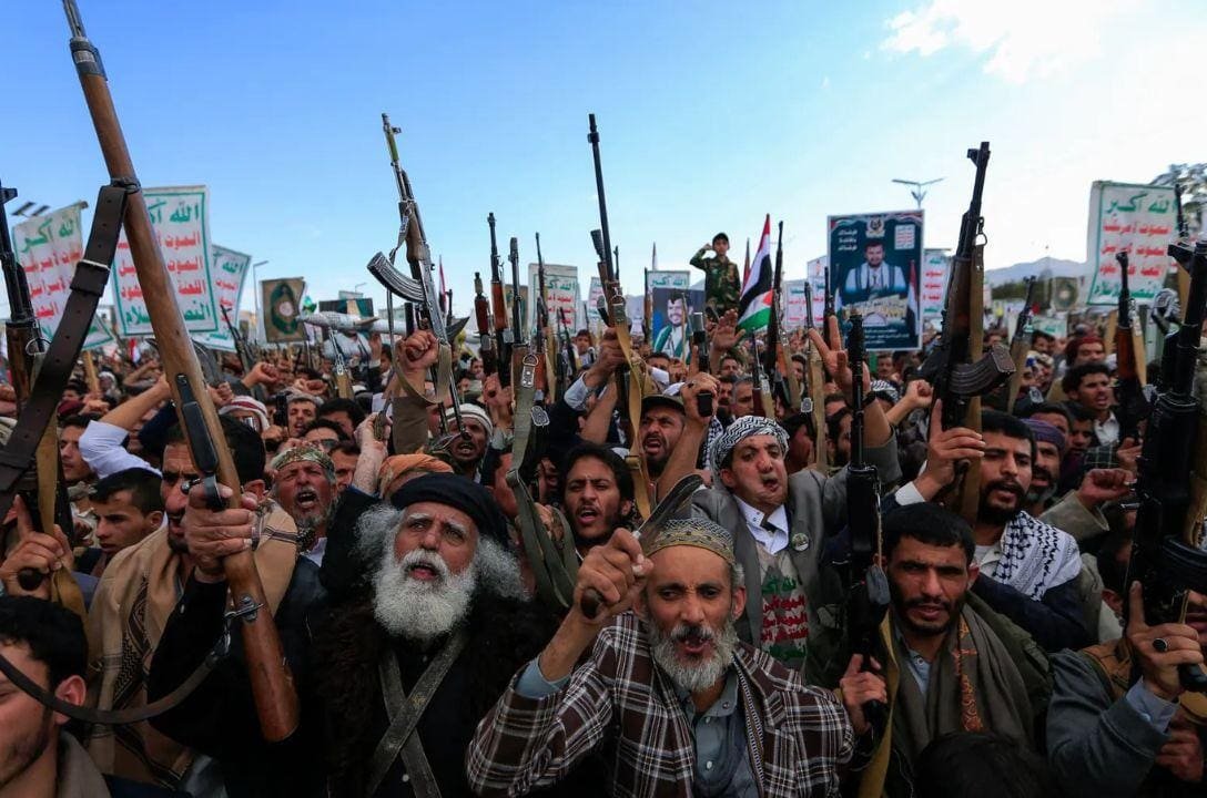 Quem são os Houthis? Conheça o grupo que desafia potências