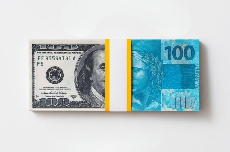 Real já valeu mais que o Dólar. Relembre como foi essa época