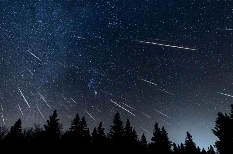 Saiba como assistir a maior chuva de meteoros do ano