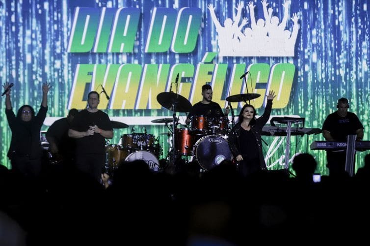 Shows e celebrações marcam Dia do Evangélico em várias cidades do país