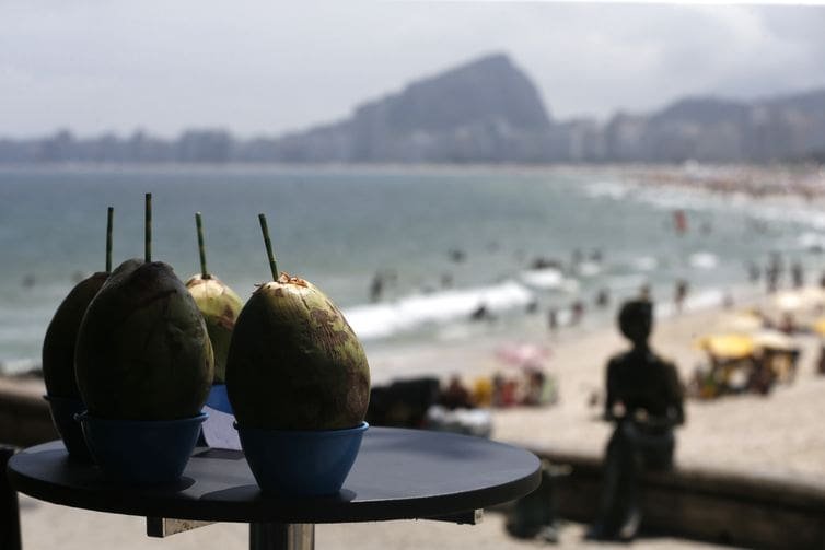 Temperatura elevada leva cidade do Rio ao Nível de Calor 2