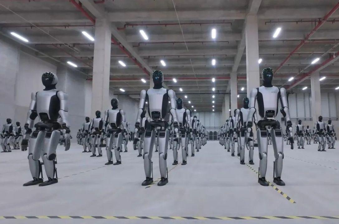 Walker S2 “robôs que vão trabalhar 24 horas por dia na China