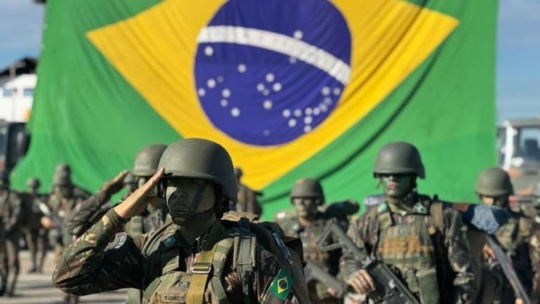 Investimento de R$ 456 bilhões para as forças armadas é muito?