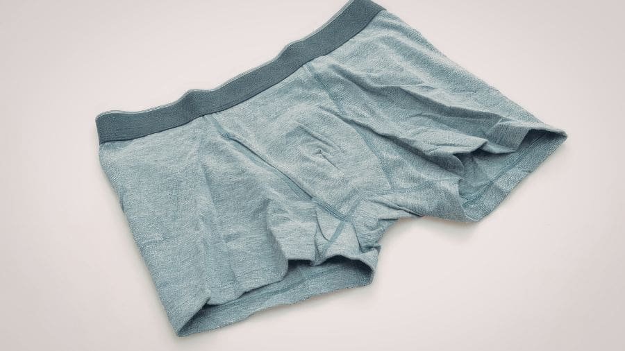 uma parcela significativa dos homens admitiu usar a mesma cueca por v&aacute;rios dias seguidos