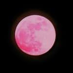 Lua rosa de hoje ilumina o céu do Brasil no dia da mentira