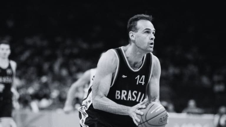 Morre Oscar Schmidt, o ‘Mão Santa’ do basquete brasileiro