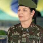 Primeira mulher general do Exército Brasileiro é empossada