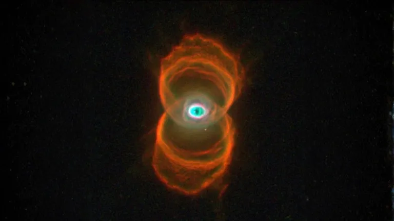 NASA divulga imagens inéditas de nebulosas com detalhes impressionantes
