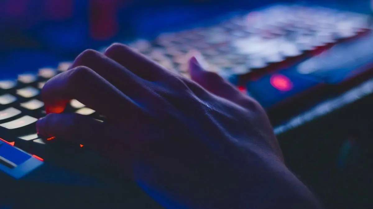 O que é PHP e a falha de segurança detectada por IA que tirou sites do ar Pesquisadores utilizaram essas ferramentas para analisar comportamentos complexos, testar hipóteses e demonstrar possibilidades de exploração
